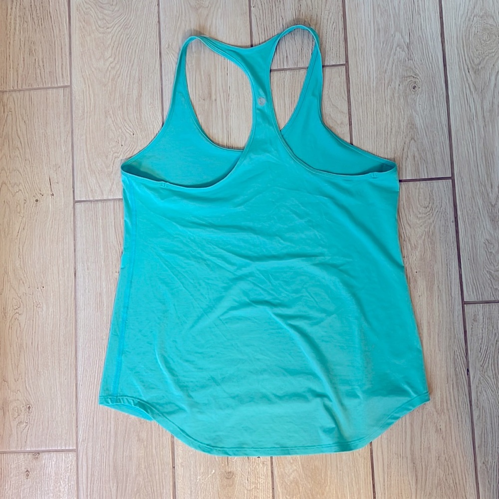 Lululemon tank - Picture 2 of 2